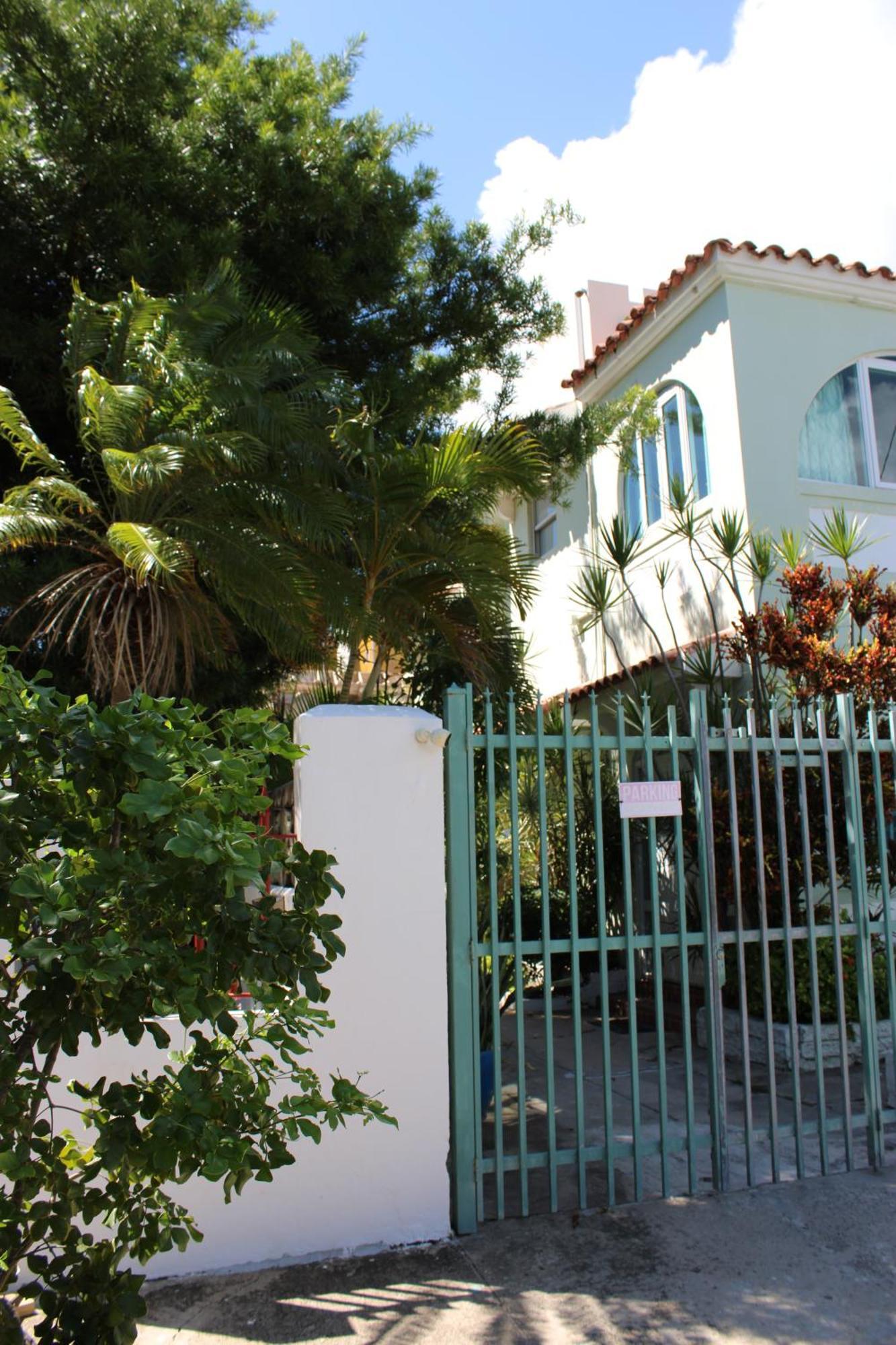 Numero Uno Beach Apartments San Juan Exterior foto