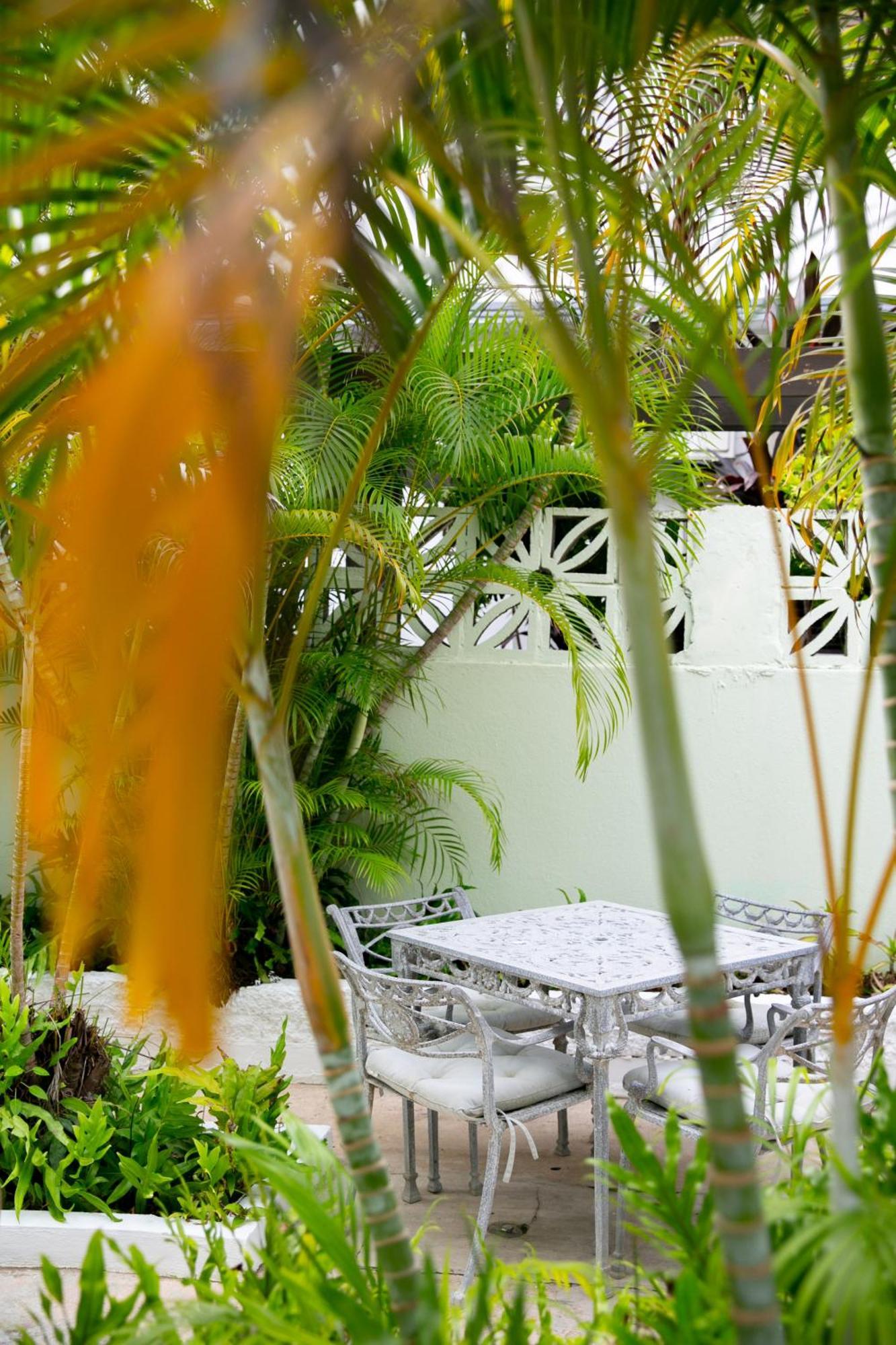 Numero Uno Beach Apartments San Juan Exterior foto
